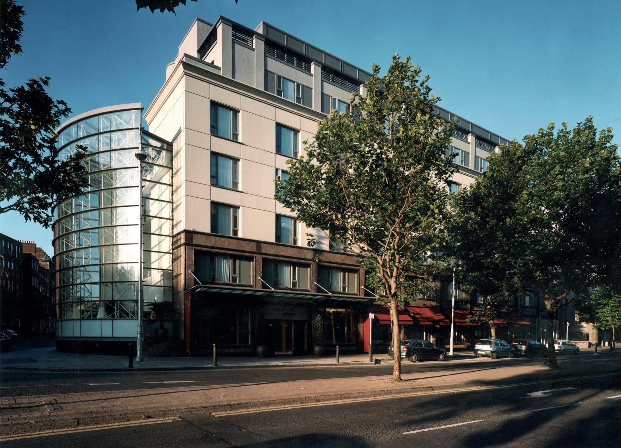 The Green Dublin Luaran gambar